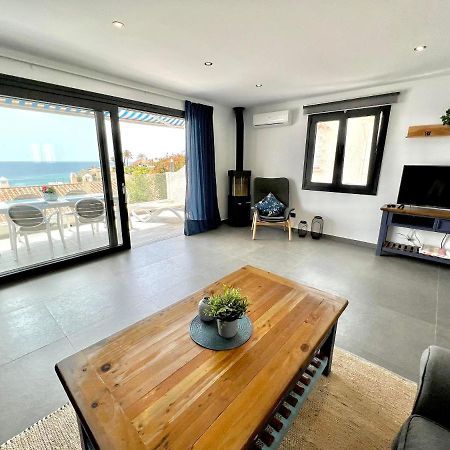 فيلا Wonderful House By The Sea نيرخا المظهر الخارجي الصورة