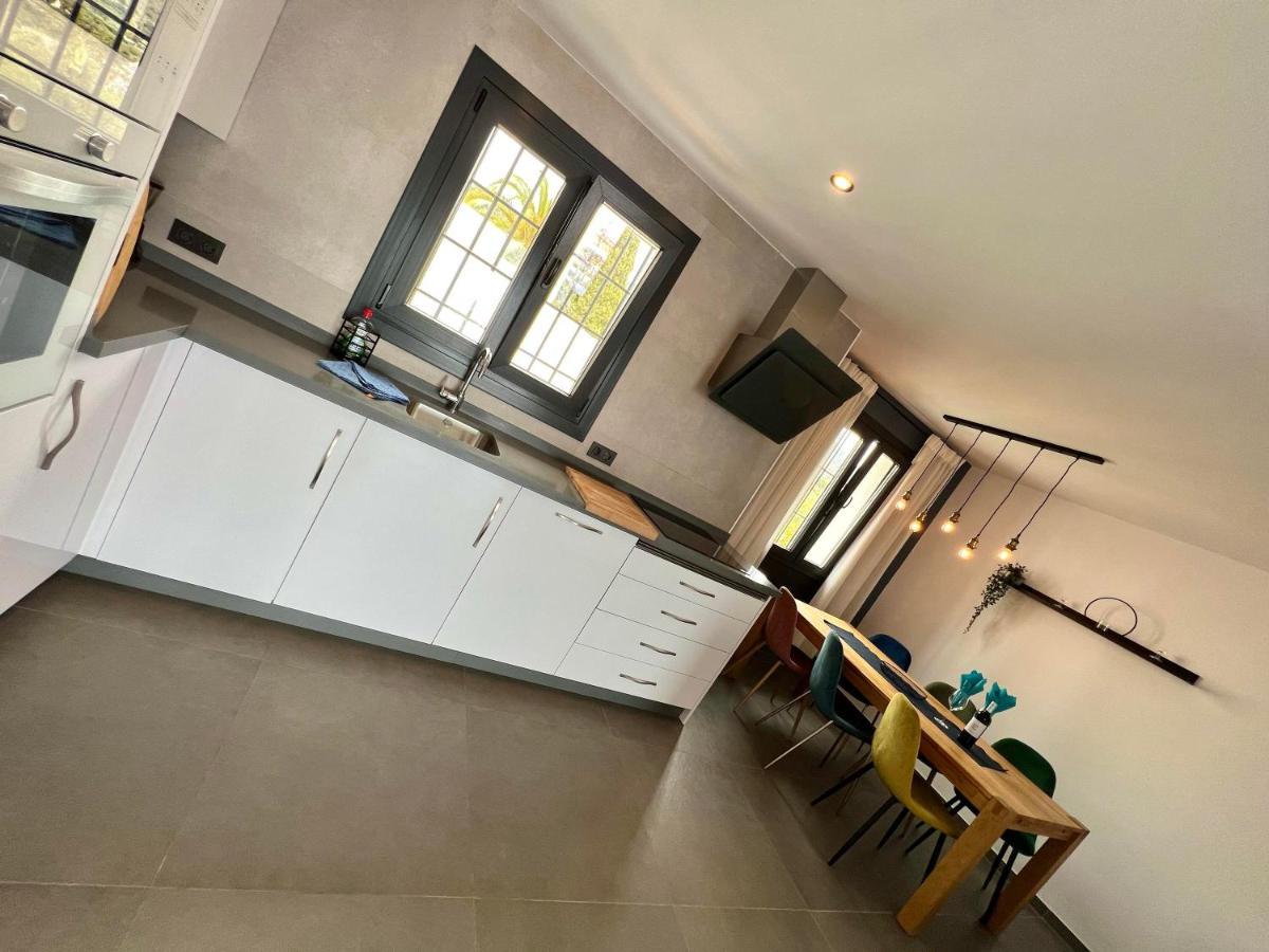 فيلا Wonderful House By The Sea نيرخا المظهر الخارجي الصورة